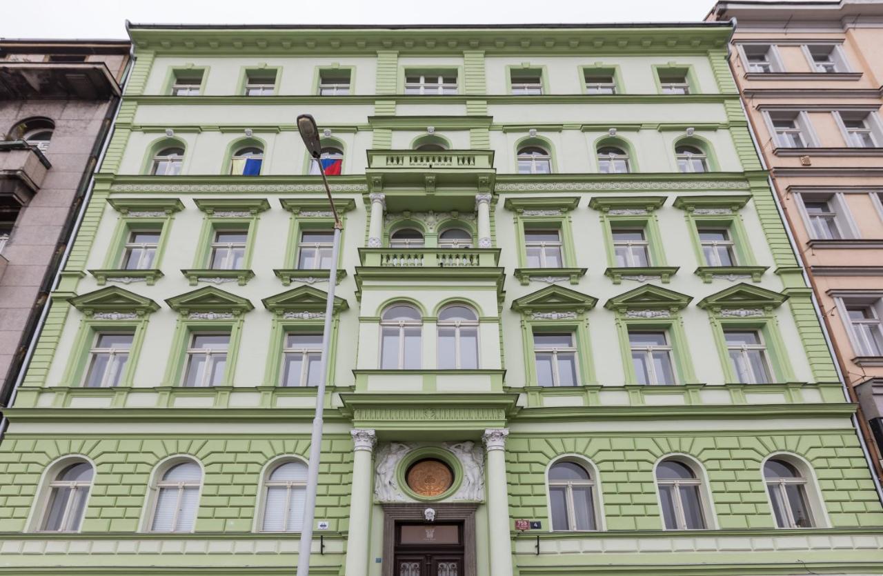 Jt'S Apartments Spanelska Str. プラハ エクステリア 写真