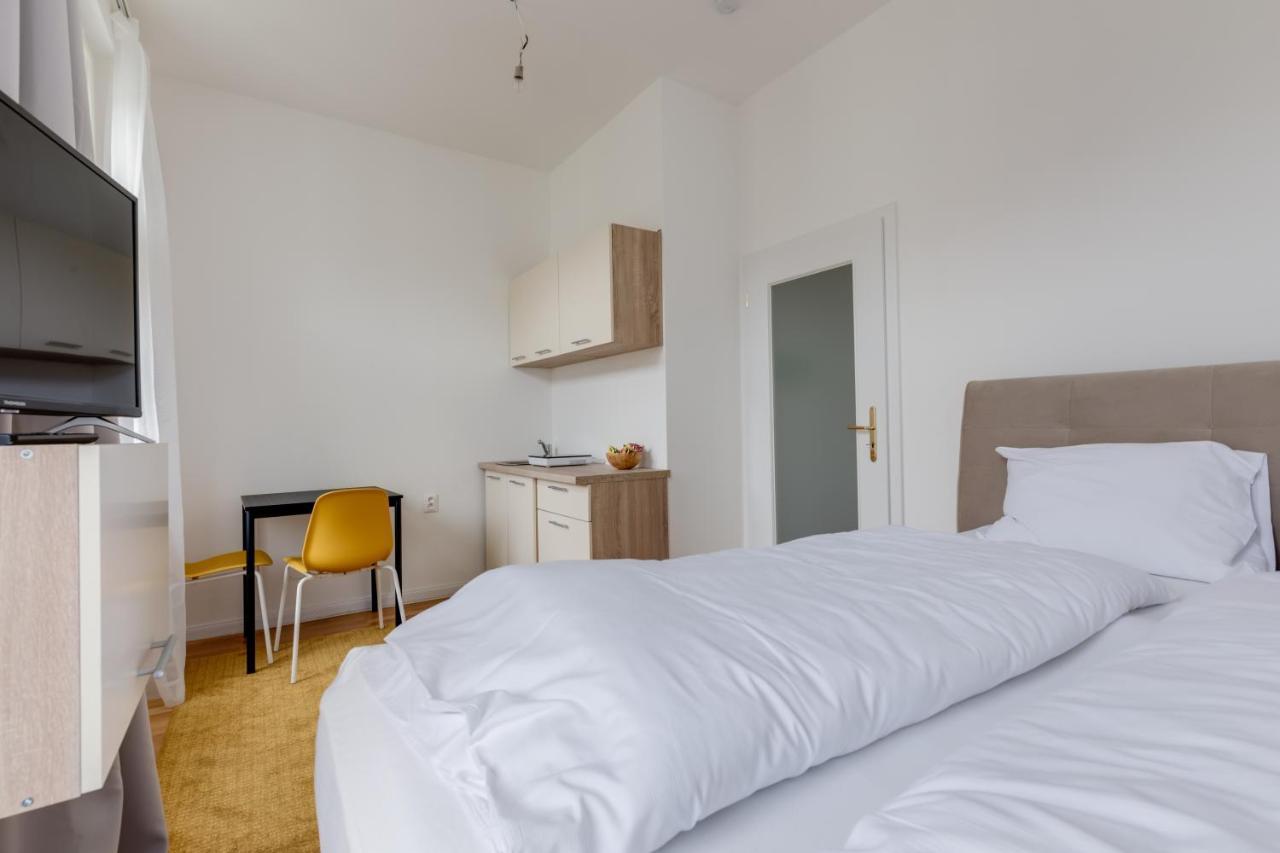 Jt'S Apartments Spanelska Str. プラハ エクステリア 写真